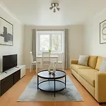 South London Soul - Artsy Flat Near Bermondsey Street & Galleries